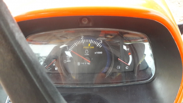 ขายรถไถL3608ใบมีดผาลพรวนพร้อมใช้ครับ ขายรถไถL3608ใบมีดผาลพรวนพร้อมใช้ครับ