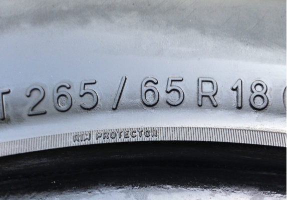 ยาง All BF Goodrich 265 65 18 ปี14 พร้อมใช้งาน ราคาไม่แพง