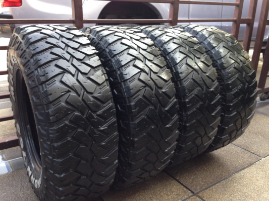 ยาง Mud Maxxis 265 75 16 กลางปี11 พร้อมใช้งาน ราคาไม่แพง