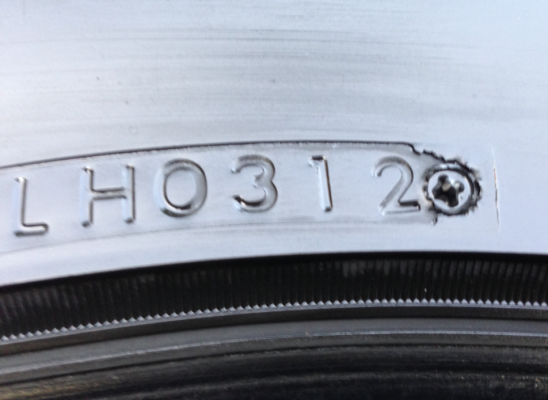 ยาง All Bridgestone 265 65 17 ปลายปี13 ดอกเต็ม ใช้ยาว ราคาไม่แพง