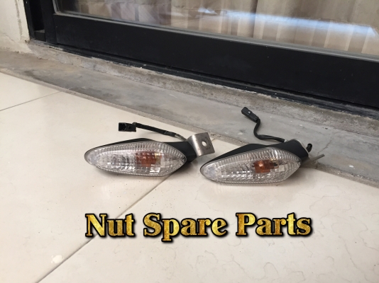 ขายไฟเลี้ยว DUCATI MONSTER 795 ปี 2013 แท้ 1 คู่