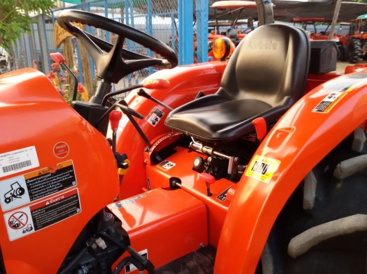 ปัญญาแทรคเตอร์..จัดมาให้ครับ ด่วน!!!คูโบต้า L3608SP พร้อมใบมีดคานบน พร้อมผาน6 ตราช้าง22&times;6ทำงาน427ชม.รถไร่สีเดิมๆ จัดส่ง อ.ศรีสัชนาลัย จ.สุโขทัย