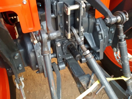 ปัญญาแทรคเตอร์..จัดมาให้ครับ ด่วน!!!คูโบต้า L3608SP พร้อมใบมีดคานบน พร้อมผาน6 ตราช้าง22&times;6ทำงาน427ชม.รถไร่สีเดิมๆ จัดส่ง อ.ศรีสัชนาลัย จ.สุโขทัย