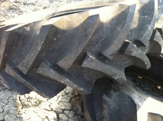 ยางรถไถใหญ่18.4-30 2เส้นฟายโตน