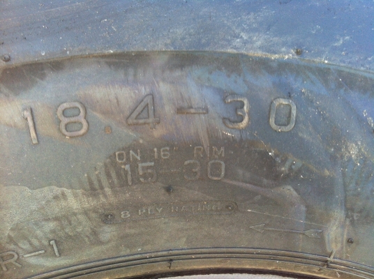 ยางรถไถใหญ่18.4-30 2เส้นฟายโตน ยางรถไถใหญ่18.4-30 2เส้นฟายโตน