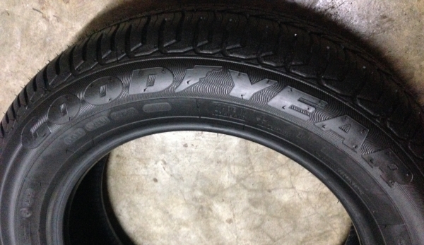 ยางใหม่ป้ายแดง Good Year 175-65-15 ยางใหม่ป้ายแดง Good Year 175-65-15