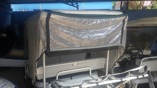 รถกอล์ฟ เครื่องเบนซิน 4จังหวะ 4ที่นั่ง