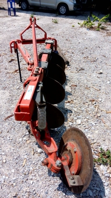 KUBOTA  L 4708 SP (4WD)  2 เพลา   สภาพใหม่สวยๆ   ชั่วโมงใช้   งานน้อย  สีเดิมทั้งคัน  พร้อมชุดใบมีดดันหน้า  ผาน4