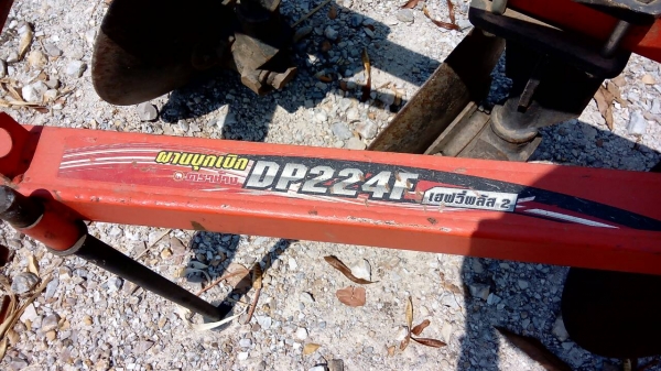 KUBOTA  L 4708 SP (4WD)  2 เพลา   สภาพใหม่สวยๆ   ชั่วโมงใช้   งานน้อย  สีเดิมทั้งคัน  พร้อมชุดใบมีดดันหน้า  ผาน4