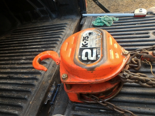 รอกโซ่ ตราข้าง จากญี่ปุ่น ขนาด 2 ตัน ตัวใหญ่ โซ่โต ใข้ยกของได้ดี