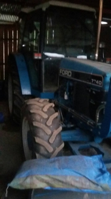 Ford 7740 สนใจ คุยได้ครับสอบถามได้
