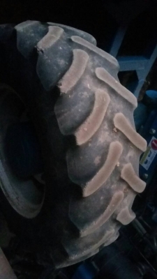 Ford 7740 สนใจ คุยได้ครับสอบถามได้