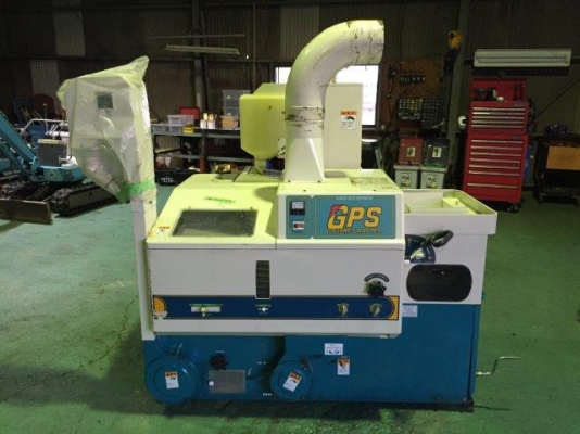 เครื่องสีข้าวกล้องเก่าญี่ปุ่น  SATAKE  GPS550  เก่านอกสภาพสวยๆเดิมๆ