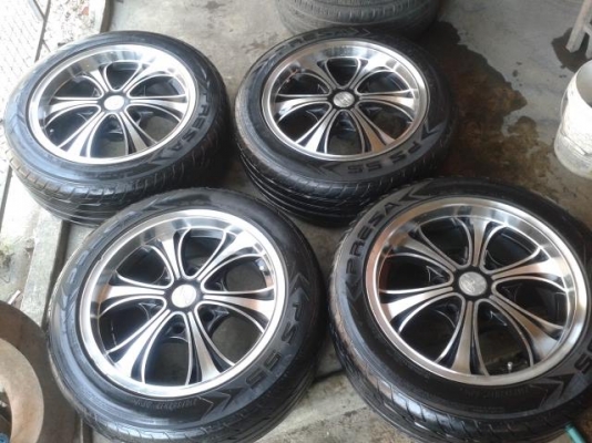 ขายล้อ17พร้อมยาง 6900