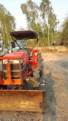 ขายรถไถแทรคเตอร์ คูโบต้า L4508 DIอุปกรณ์ ใบดันหน้า ผาน6เอกสารเมทะเบียนครบ พร้อมใช้งาน เฟืองท้ายดี