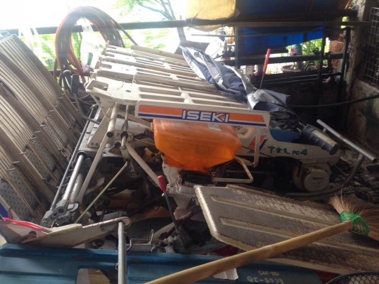 รถดำนา Iseki 4แถว ราคาถูกๆ 24000บาท