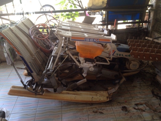 รถดำนา Iseki 4แถว ราคาถูกๆ 24000บาท