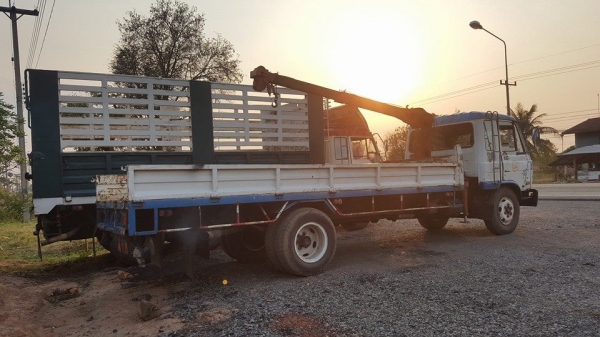 ขาย6ล้อNISSAN 185เครนTADANO 2ตัน2ปอก กระบะยาว5.90เมตร แชชซีสวยเครื่องแน่น แอร์ สภาพพร้อมวิ่งงาน กระบะดี