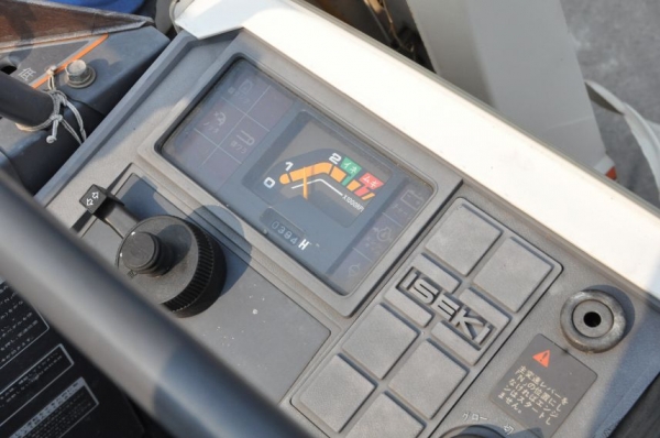 ขายรถเกี่ยว นวดข้าวISEKI FRONTIER157 ดีเซล3สูบ แรง สวยเดิมจากญี่ปุ่น 48,000เท่านั้น!!