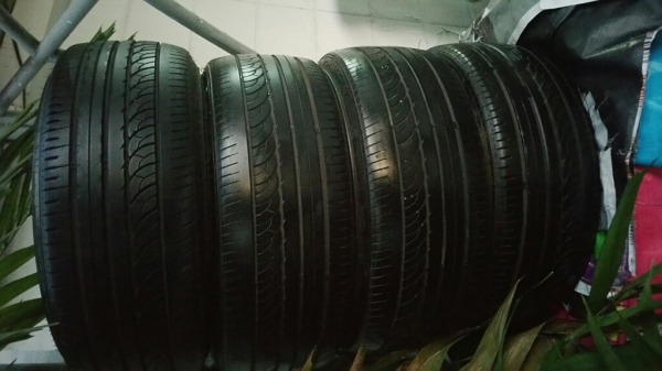 ขายยาง nankang 195 40 17 ยางหายาก
ปี 2314 (ปี 14) สภาพดอกเต็ม ไม่มีปะ ไม่บวม

7000 บาท

0834301397
Line: surawat.hant