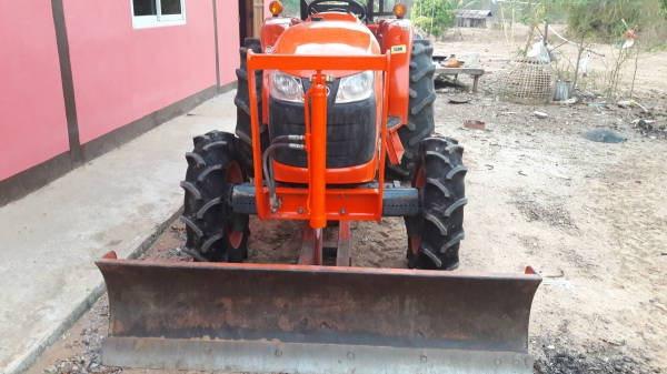 ขายรถไถคูโบต้าL4708ใบมีดผาลพรวนตราช้างพร้อมใช้ครับ