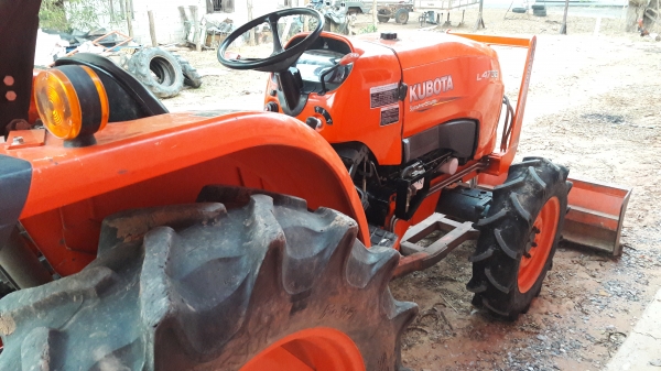 ขายรถไถคูโบต้าL4708ใบมีดผาลพรวนตราช้างพร้อมใช้ครับ
