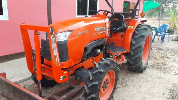 ขายรถไถคูโบต้าL4708ใบมีดผาลพรวนตราช้างพร้อมใช้ครับ