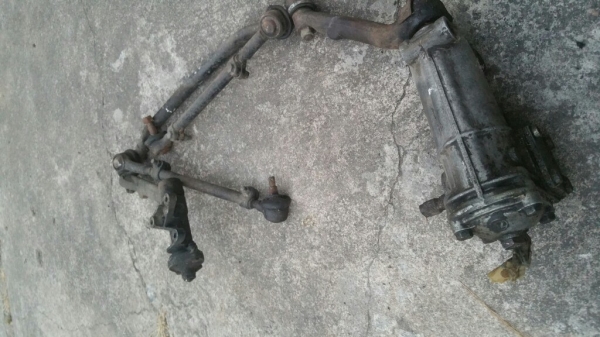 กระปุกพวงมาลัยแท้ bmw 2002 1602 เดิม สภาพใช้งานได้ครับ

4000 บาท

0834301397
Line: surawat.hant