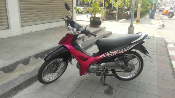 ขาย Yamaha Spark Nano ปี 54 สตาร์ทมือ เครื่องดี บังลมนอกซ้ายและขวาไม่มี เล่มพร้อมเอกสารโอน