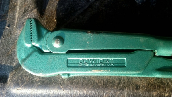 ขายคอม้าDOWIDAT Made in Germany. ขนาดปากจับ2"งานใหม่เก่าเก็บ