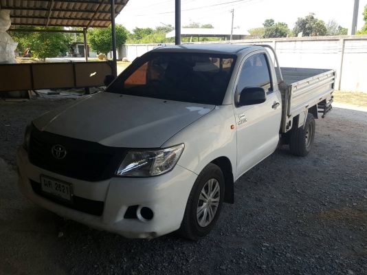 VIGO ปี2012 เครื่องเดิม2.7 เบนซิล ติดแก๊สLPG รถเดิมทั้งคัน