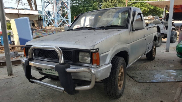 ขายถูกรถยกพร้อมรอก เครื่องยนต์แน่นแอร์เย็นภาษีไม่ขาด