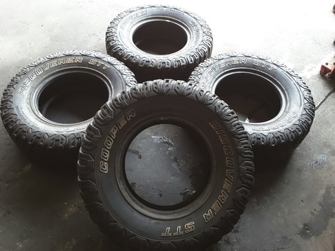 Maxxis MT 265/75/16 ปลายปี11 สภาพดี 1ชุด