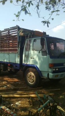 ขายรถบรรทุกหกล้อไม่ดัมพ์ ISUZU rocky เครื่อง 160 แรง ปี 39 ยาง 9.00 กระบะไม่ดัมพ์ช่วงยาว 5 เมตร ทะเบียนพร้อม