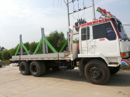 ขายด่วนรถบรรทุกสิบล้อ  MITSUBISHI เครื่อง HINO 6 สูบ 195  แรงงม้า ราคา  450,000