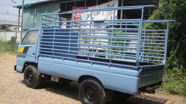 ISUZU NKR 4ล้อ ป้ายเล็กไม่ติดเวลา เครื่อง4JB1(88แรง)เครื่องดี คัสฃีสวย เล่มทะเบียนพร้อมโอน ราคาถูก