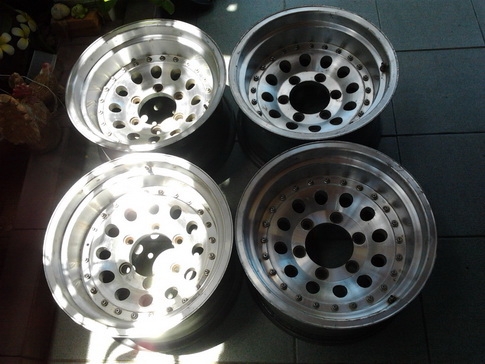 Max หยดนำ้ 6/139 ขอบ 16*8 ET0 สภาพสวยๆ 1ชุด