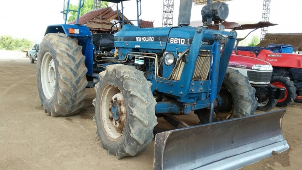 ขายรถไถฟร์อด 6610โฟร์วิลมีใบมีดกับ ผานบุกเบิก ทะเบียนพร้อมราคา550,000บาท.  สนใจโทร....081-365-5997อำพร พาเจริญ รถอยู่วังบัว อ. คลองขลุง จ. กำแพงเพชร