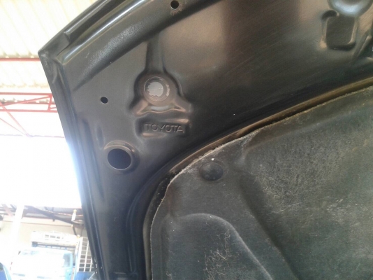 TOYOTA VIGO 2.5CHAMP เกียร์ธรรมดา ปี54 เล่มพร้อมโอน