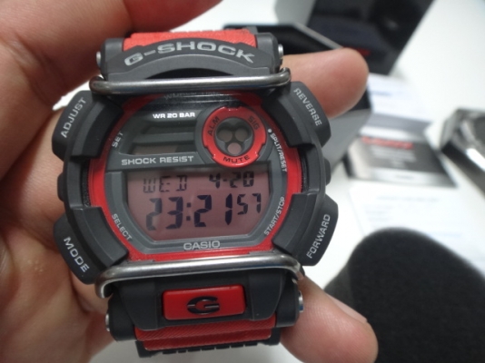 CASIO  G-SHOCK  GD-400 Limited
