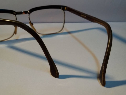 ขายแว่น L'AMY