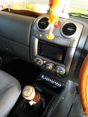 ขายด่วน รถบ้าน SLX 2.5 ขายด่วน รถบ้าน SLX 2.5