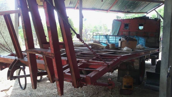 ขายเทรลเลอร์หัวยาว เครื่อง195แรง HO7D มีบันไดขึ้นรถเกี่ยว สภาพพร้อมใช้งาน (ไม่มีเล่มทะเบียน) สนใจโทร 090-8588220คุณนะ 093-3258446คุณบิว หรือเข้าดูสินค้าอื่นๆได้ที่ www.truck.in.th/498 หรือเพจFacebook ณรงค์ ซื้อขายรถมือสอง (เว็บไซต์ส่วนตัว) หรือFacebook คุ