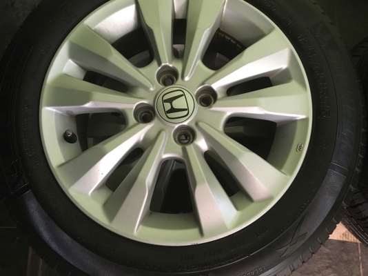 ขายล้อแม็ก City ขอบ 15 พร้อมยาง มิชเชอลิน 15 ขายล้อแม็ก City ขอบ 15 พร้อมยาง มิชเชอลิน 15