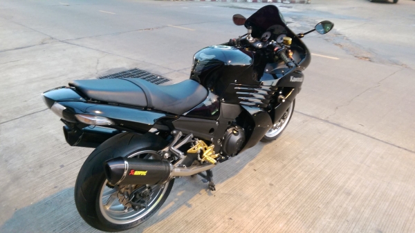 ขายคับ KAWASAKI NINJA ZX14 ปี2008 อินวอย สรรพสามิตร สีสวยๆ ท่อแต่ง เกียร์โยงมือเบรคคลัชแต่ง ราคา 209000 บาท ส่งได้ทั่วไทยคับ สนใจติดต่อ 081-0578282 FACEBOOK ชาญณรงค์ ป๊อป ชัยอมฤต ไอดีไลน์ POPBIGBIKESAKON คับ สนใจรถสวย ถูก ดี ต้อง POP BIGBIKE SAKONNAKHON ค
