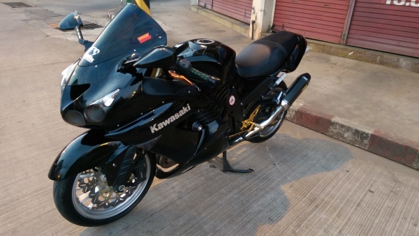ขายคับ KAWASAKI NINJA ZX14 ปี2008 อินวอย สรรพสามิตร สีสวยๆ ท่อแต่ง เกียร์โยงมือเบรคคลัชแต่ง ราคา 209000 บาท ส่งได้ทั่วไทยคับ สนใจติดต่อ 081-0578282 FACEBOOK ชาญณรงค์ ป๊อป ชัยอมฤต ไอดีไลน์ POPBIGBIKESAKON คับ สนใจรถสวย ถูก ดี ต้อง POP BIGBIKE SAKONNAKHON ค