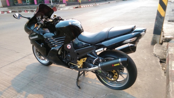 ขายคับ KAWASAKI NINJA ZX14 ปี2008 อินวอย สรรพสามิตร สีสวยๆ ท่อแต่ง เกียร์โยงมือเบรคคลัชแต่ง ราคา 209000 บาท ส่งได้ทั่วไทยคับ สนใจติดต่อ 081-0578282 FACEBOOK ชาญณรงค์ ป๊อป ชัยอมฤต ไอดีไลน์ POPBIGBIKESAKON คับ สนใจรถสวย ถูก ดี ต้อง POP BIGBIKE SAKONNAKHON ค