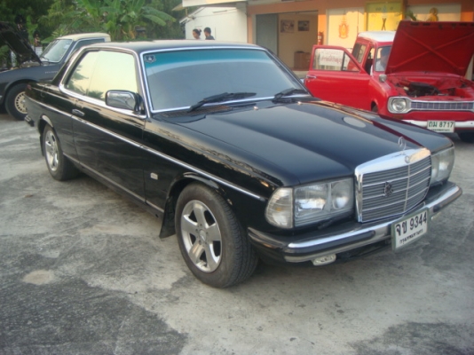 BENZ-280CE-W123