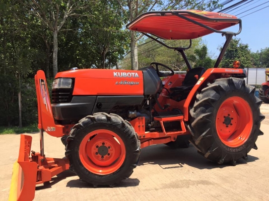 ขายรถไถKubota L4508DI (4WD) พร้อมใบมีดหน้าและผานบุกเบิก รถสวย พร้อมใช้งาน