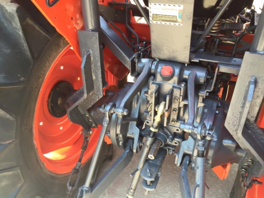 ขายรถไถKubota L4508DI (4WD) พร้อมใบมีดหน้าและผานบุกเบิก รถสวย พร้อมใช้งาน